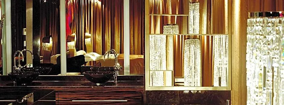 Savoy Hotel