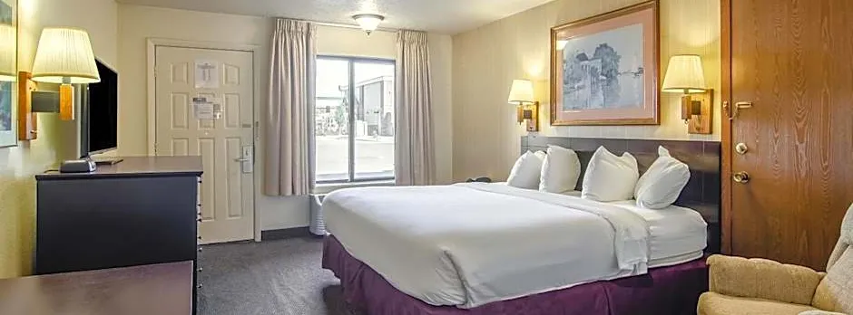 Americas Best Value Inn & Suites Ft. Collins E at I-25