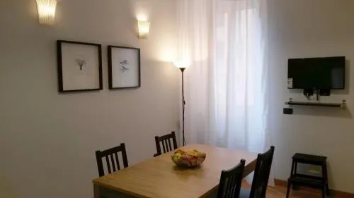 LCH-Lateran Charming House