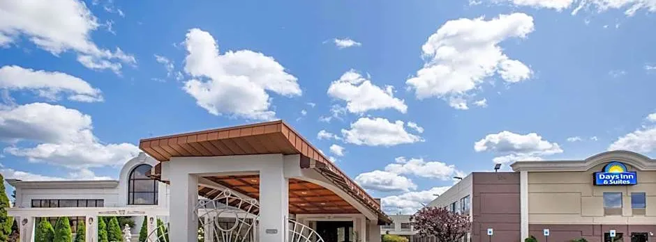 Days Inn & Suites by Wyndham Rochester Hills MI