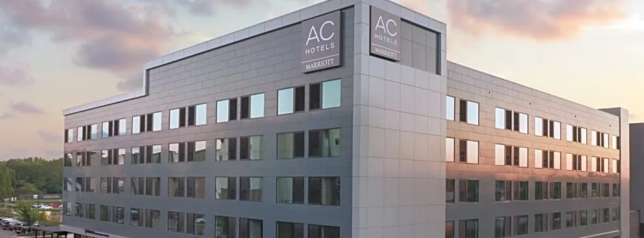 AC Hotel by Marriott Lansing University Area