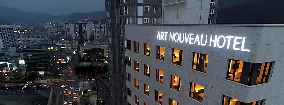 Geoje Artnouveau Suite Hotel