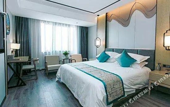Longquan Nanguo Garden Hotel