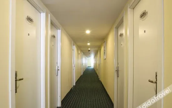 HanTing Premium Hotel (Shanghai Dapuqiao Subway Station)