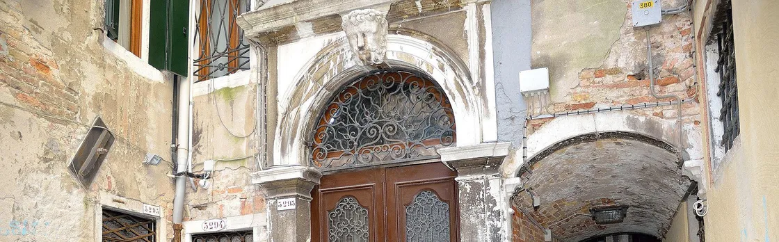 Charming Venice Apartments
