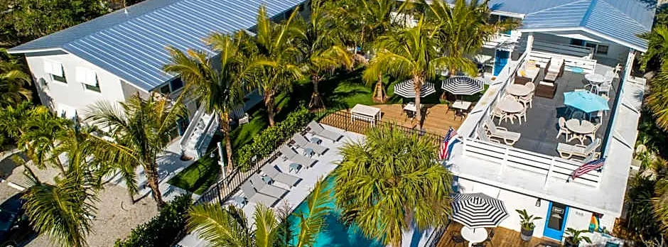 Seaspray Surf Lodge