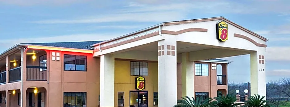 Super 8 by Wyndham San Antonio/Riverwalk Area