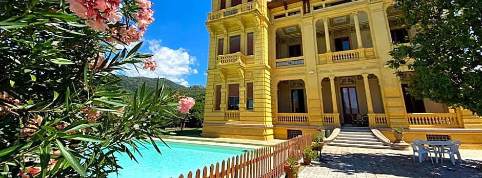 Villa Moorings
