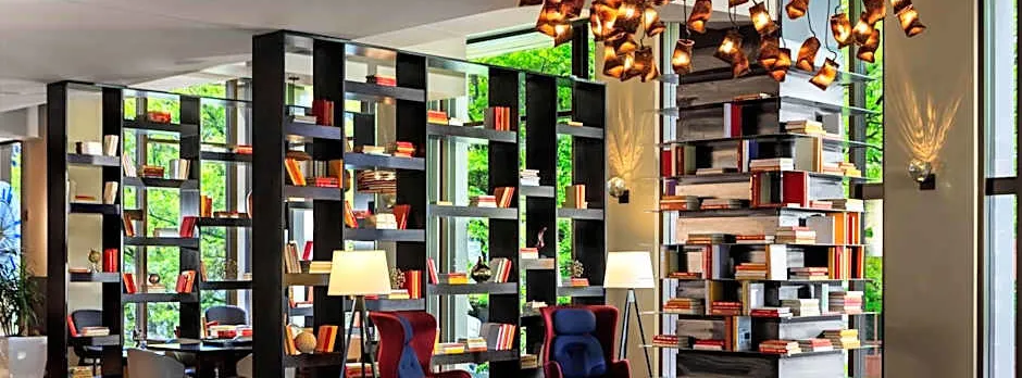 Renaissance Seattle Hotel