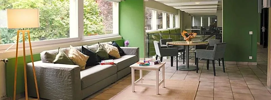 Alaïa Hostel