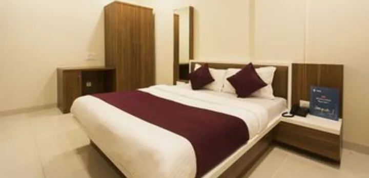 OYO 10355 Hotel SK Regency