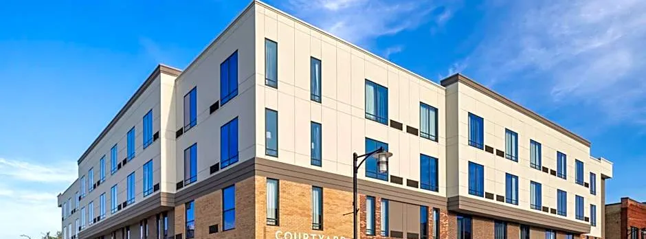 Courtyard by Marriott Owatonna Downtown