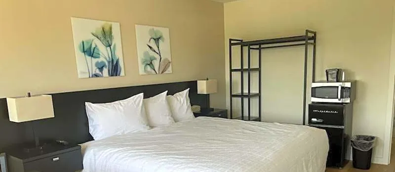 Richland Inn and Suites