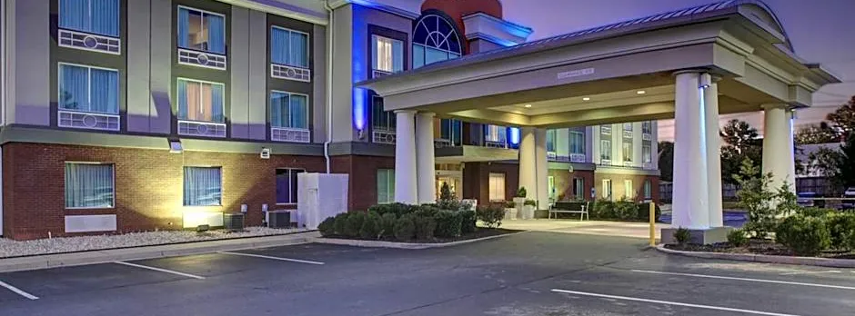 Holiday Inn Express Hotel & Suites Emporia By IHG