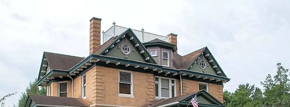 Elk River Hotel