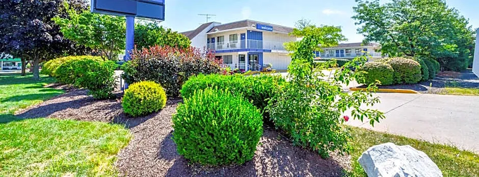 Motel 6-Windsor Locks, CT - Hartford
