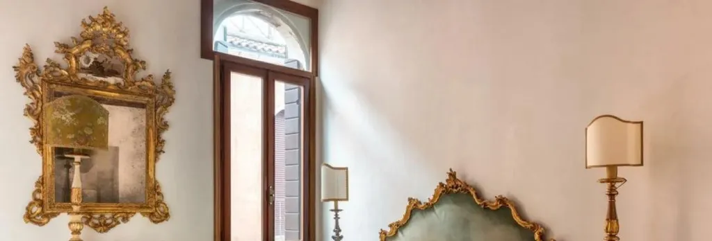Luxury Venetian Rooms