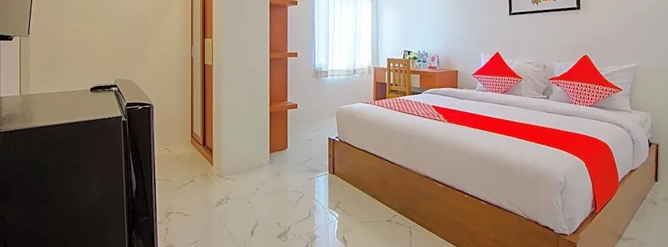 OYO 1319 88 Exclusive Residence