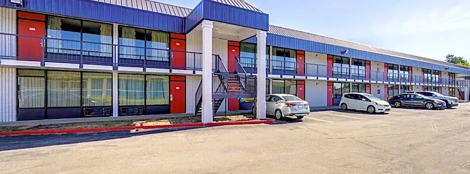 Capital O Travelers Inn Lawton Fort Sill