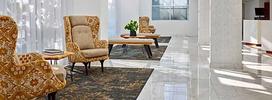 Delta Hotels Milwaukee Northwest