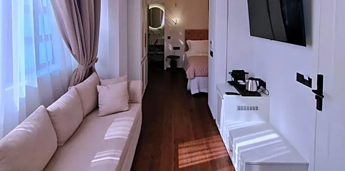 Jensen Luxury Suites