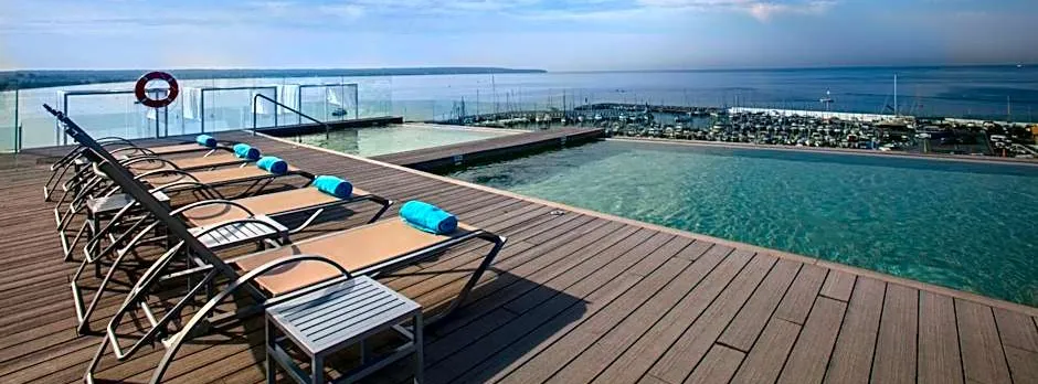 Hotel Las Arenas