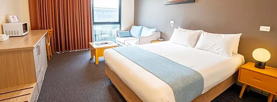 Foreshore Hotel