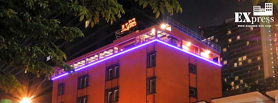 The Express Bangkok Hostel