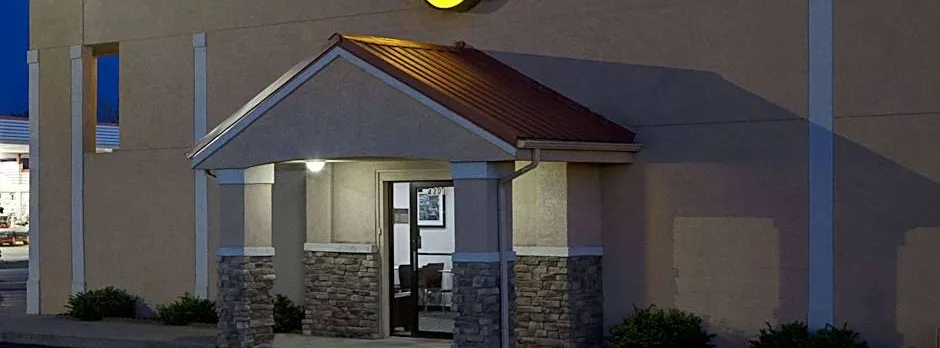 Super 8 by Wyndham Lafayette / Purdue Area