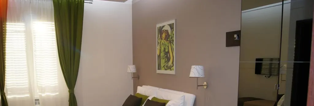 Mia Suites