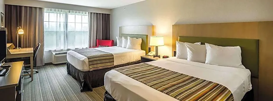 Country Inn & Suites by Radisson, Fond du Lac, WI