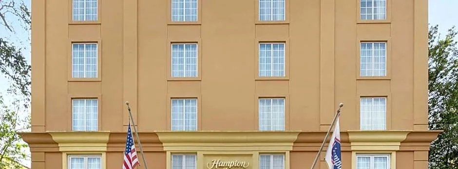 Hampton Inn New Orleans-St. Charles Ave./Garden District