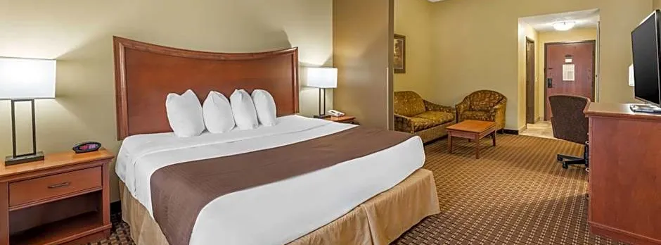 Best Western Plus Grand Island Inn & Suites