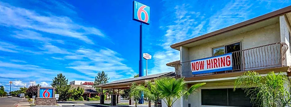 Motel 6-Anderson, CA - Redding Airport