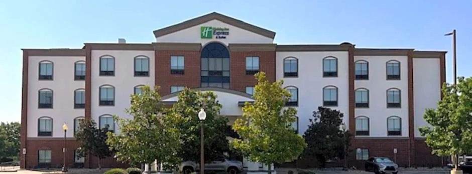 Holiday Inn Express Hotel & Suites Ennis By IHG