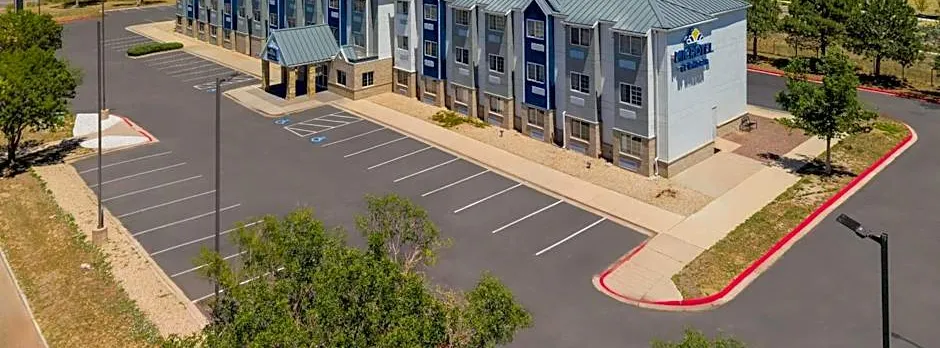 Microtel Inn & Suites by Wyndham Denver Airport