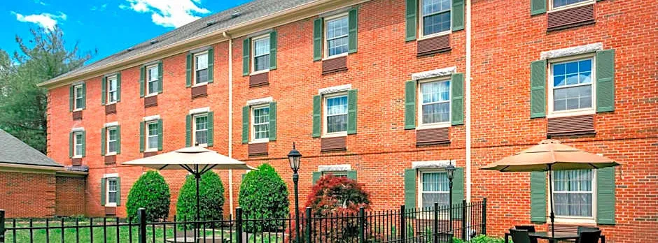 Sonesta Select Tinton Falls Eatontown
