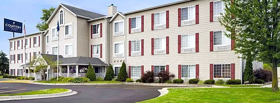 Country Inn & Suites by Radisson, Grand Rapids Airport, MI