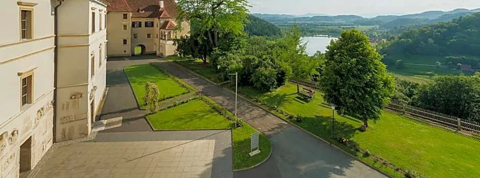 Schloss Seggau