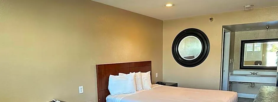 Dixie Orange County Hotel