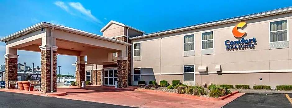 Comfort Inn & Suites Junction City - near Fort Riley