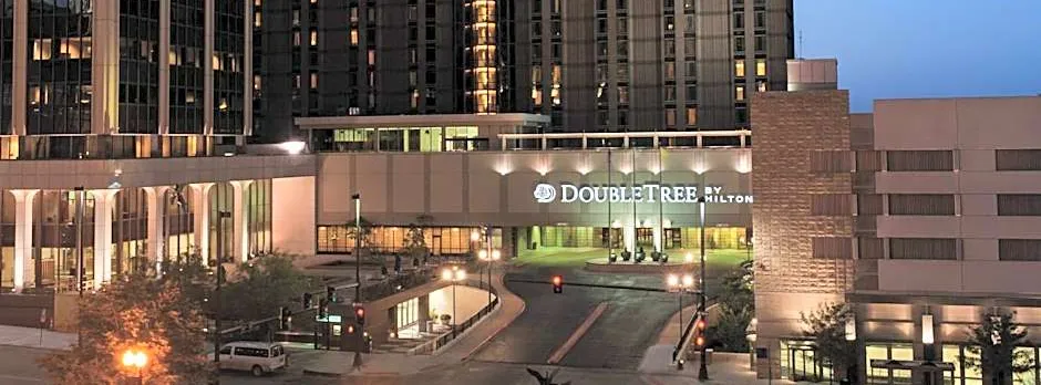 DoubleTree By Hilton Omaha Downtown