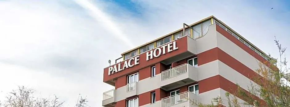 Hotel Palace