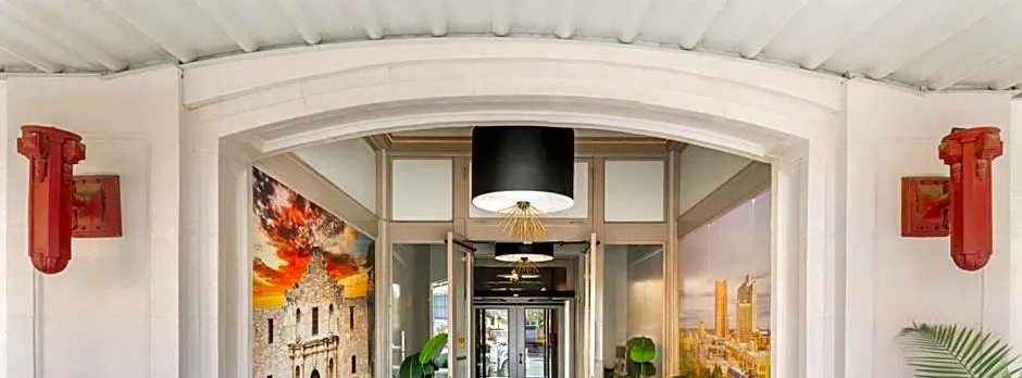 Hotel 1914 - Historic Alamo Riverwalk, an Ascend Collection Hotel