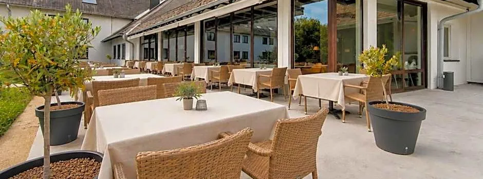 Hotel Sachsengang - free parking, near U1 & U2