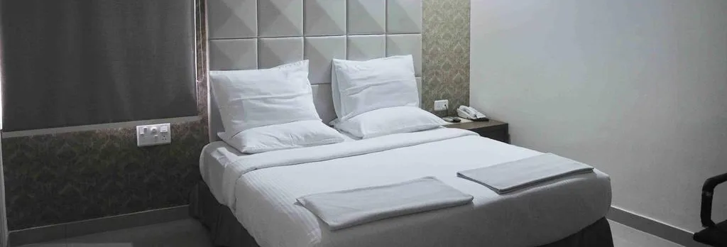 At Home Apartment Hotel