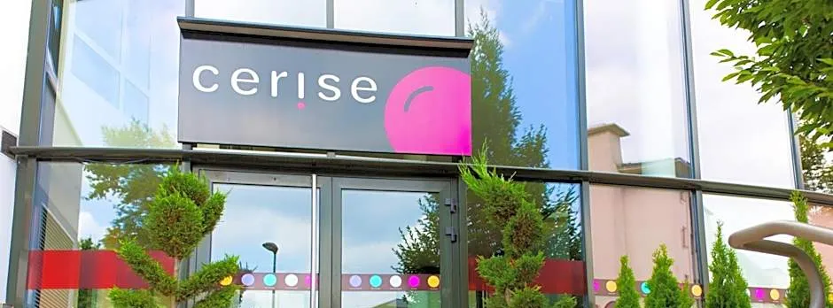 Cerise Strasbourg Appart Hotel