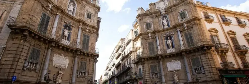 Quattro Canti Charming Flat