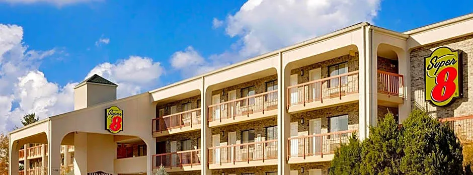 Super 8 by Wyndham Hermitage Nashville
