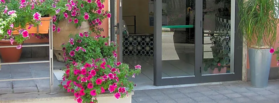 Hotel Caporal